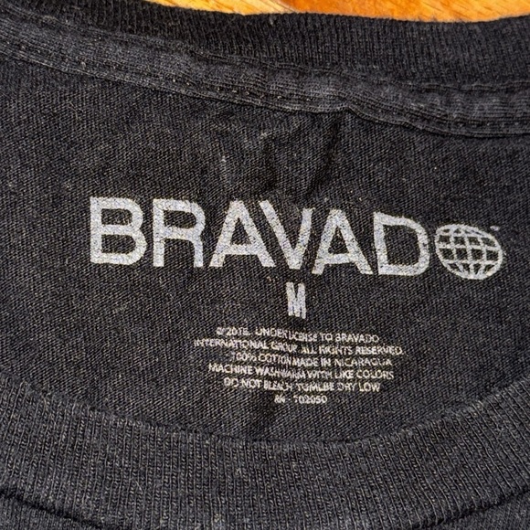 5 Seconds Of Summer 5 SOS Youngblood Hot Topic Black T-shirt Size MED - Picture 2 of 3